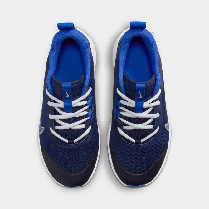 NIKE Big Kids' Nike Omni Multi-Court Casual Shoes 5