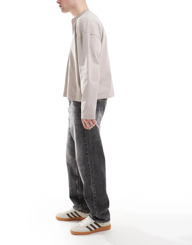 Bershka Bershka 90s straight jean in washed grey 2