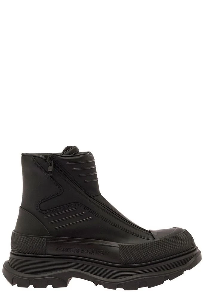Alexander McQueen Alexander McQueen Round-Toe Boots 1