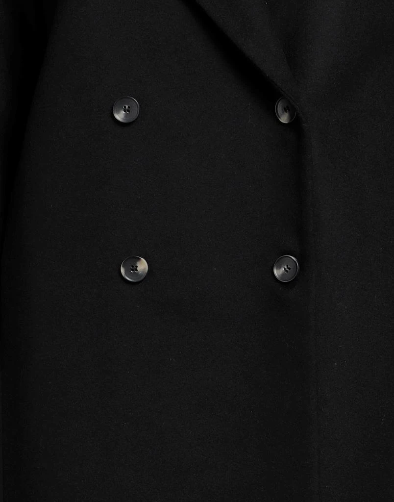 ANNIE P. Coat 4