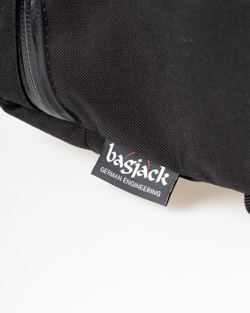 Bagjack Cabin-Sized Duffle Bag 6
