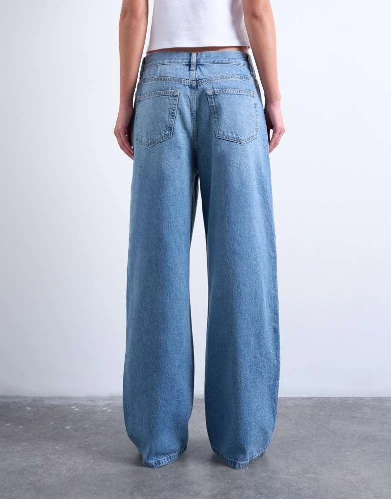 Topshop Topshop Column mid rise low slung jean in bleach 4