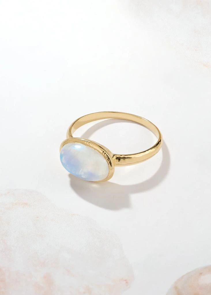 Tiramisu 14K Gold Plated Over 925 Sterling Silver Celestial Veil Moonstone Textured Ring 4
