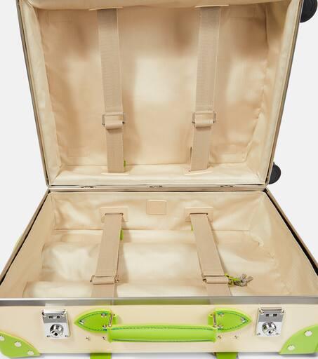 Globe-Trotter Pop Colour carry-on suitcase