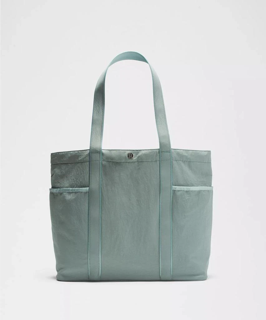 Lululemon Daily Multi-Pocket Tote Bag 20L 16