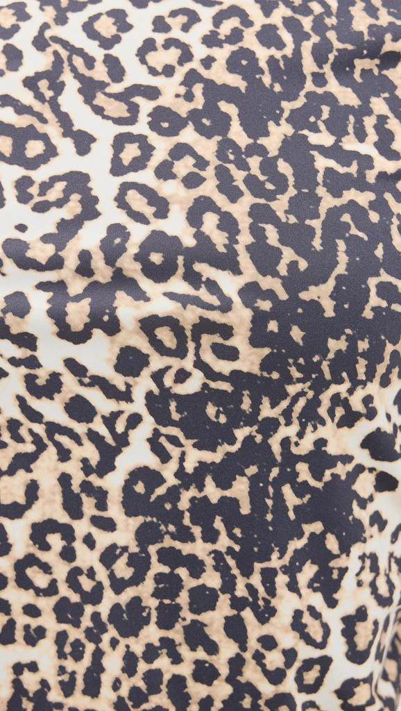 Lioness Clubhouse Tee 5