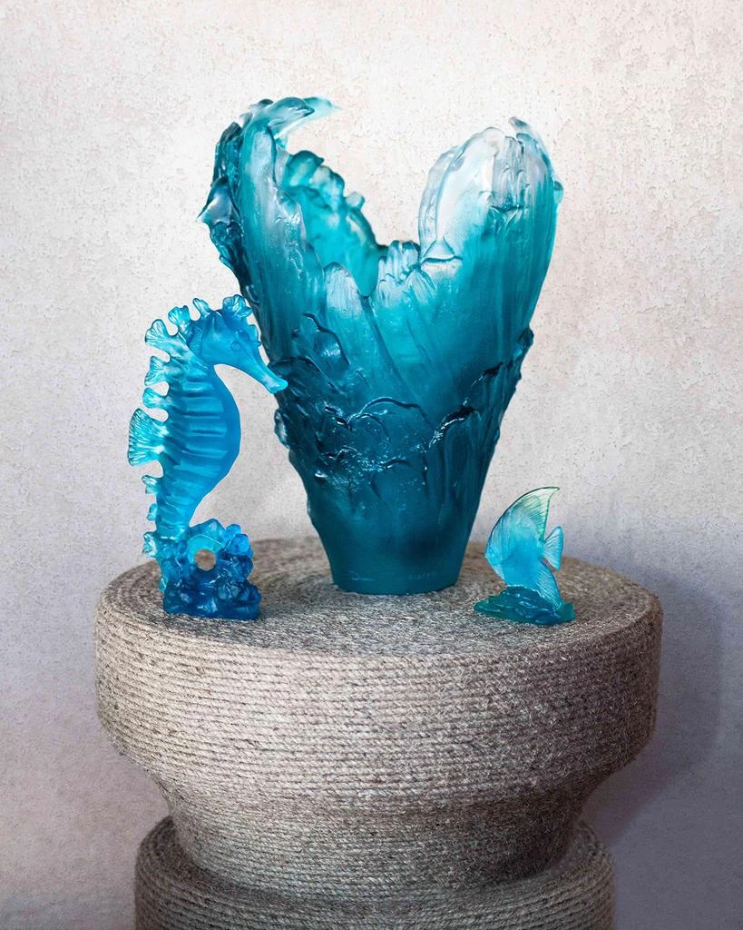 Daum Maya Small Blue Seahorse 3