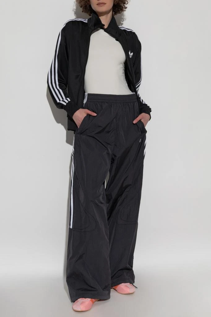Adidas Sweatshirt with logo 2