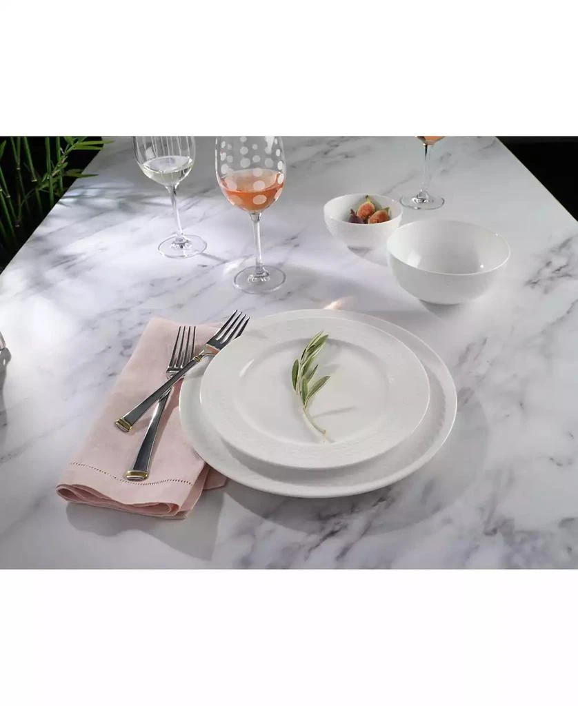 Mikasa Gold Harmony 65 Pc Set, Service for 12 3