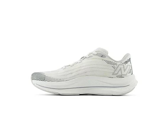 New Balance FuelCell Walker Elite 3