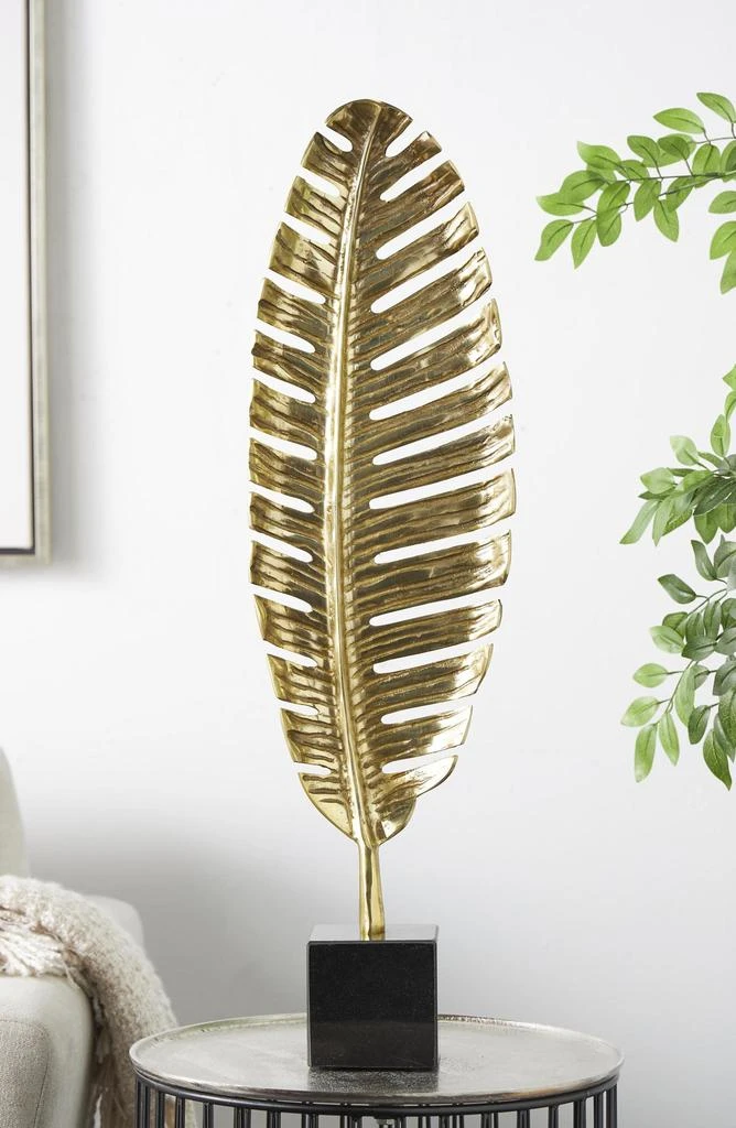 UMA Glam Leaf Sculpture 10