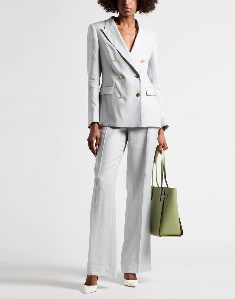 TAGLIATORE 02-05 Suits
Sets 2