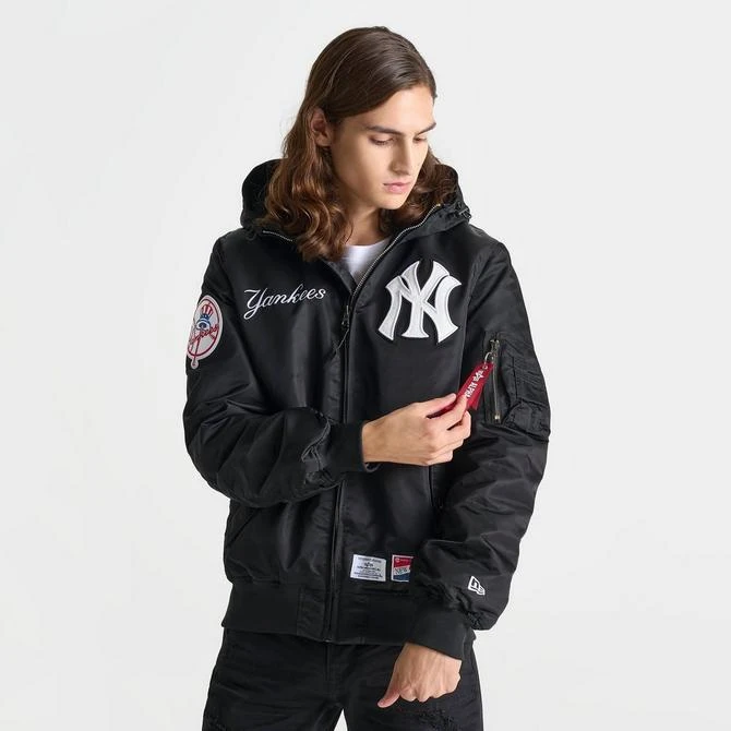 New Era Men's New Era x Alpha Industries New York Yankees MLB Hooded Bomber Jacket 3