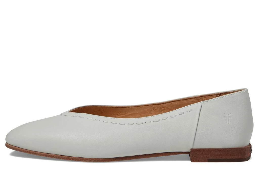 Frye Claire Flat 4