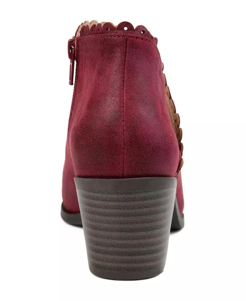 Journee Collection Women's Tessa Scalloped Block Heel Booties 14