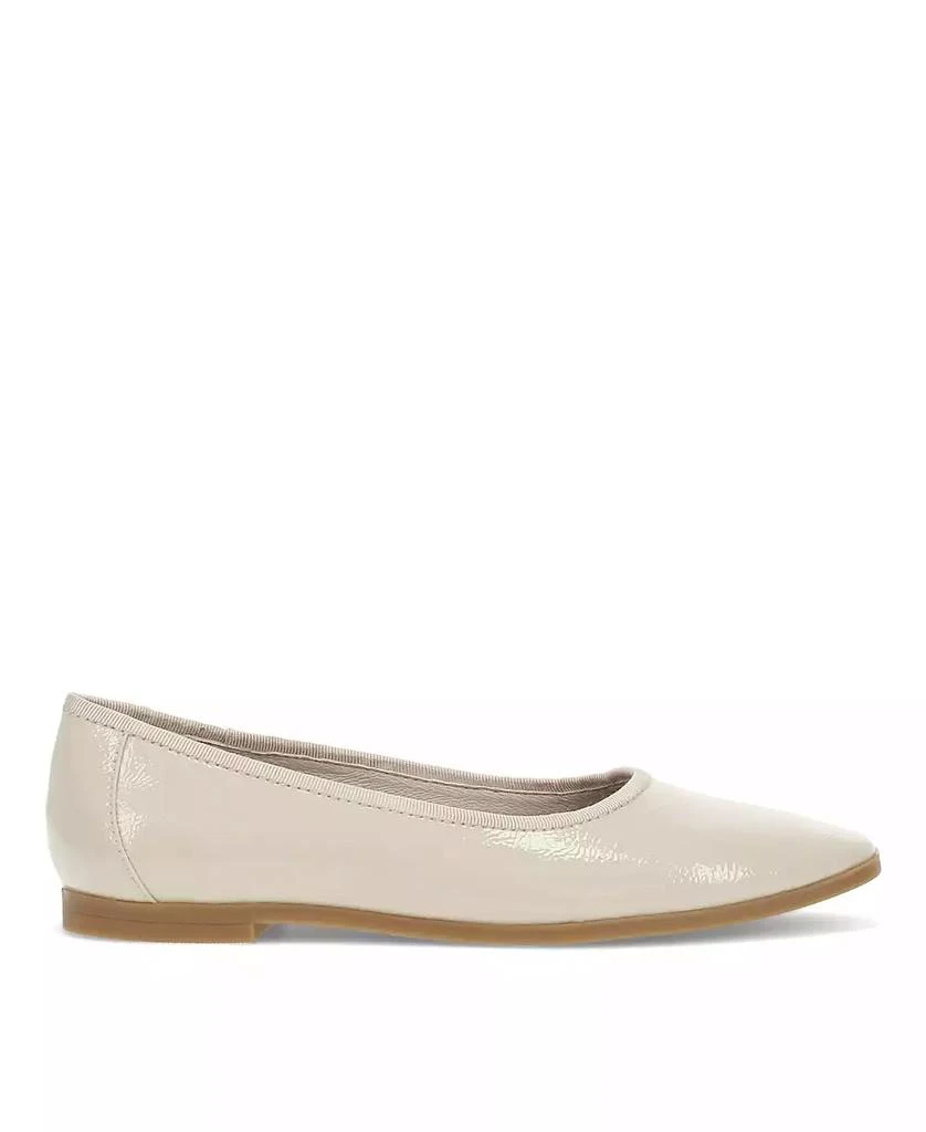 Baretraps Women's Tania Casual Flats 11