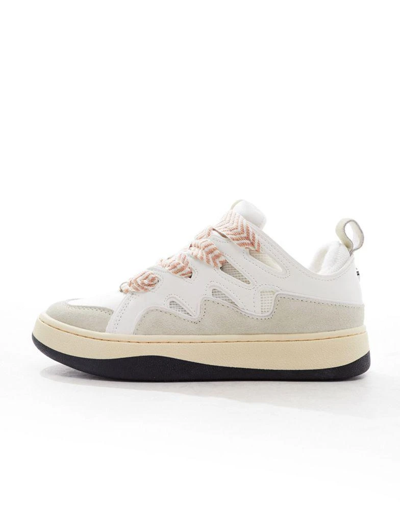 Steve Madden Steve Madden Roaring trainers in off white and beige 2