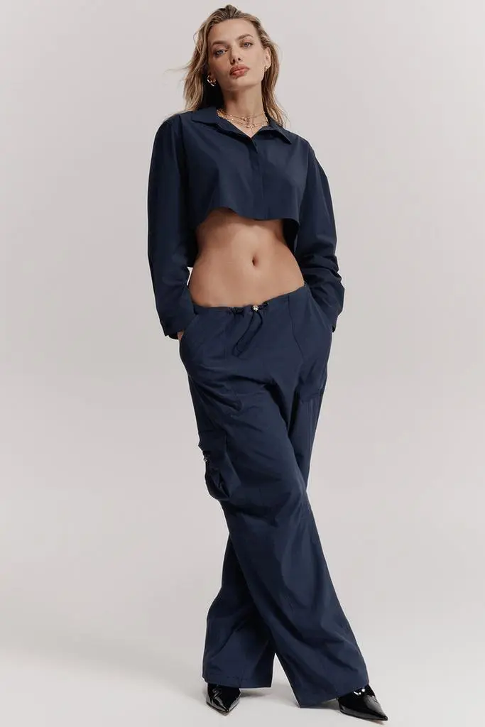 Alo Megastar Cargo Pant - Navy - Leggings - Free Shipping - BeyondStyle