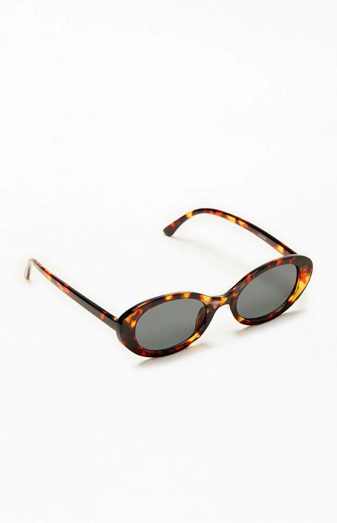 PacSun Cat Eye Frame Sunglasses 1