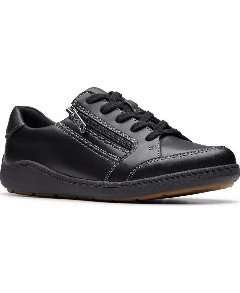 Clarks Women's Bryianne Bayla Round Toe Sneakers