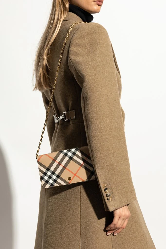 Burberry Wallet on Chain 2