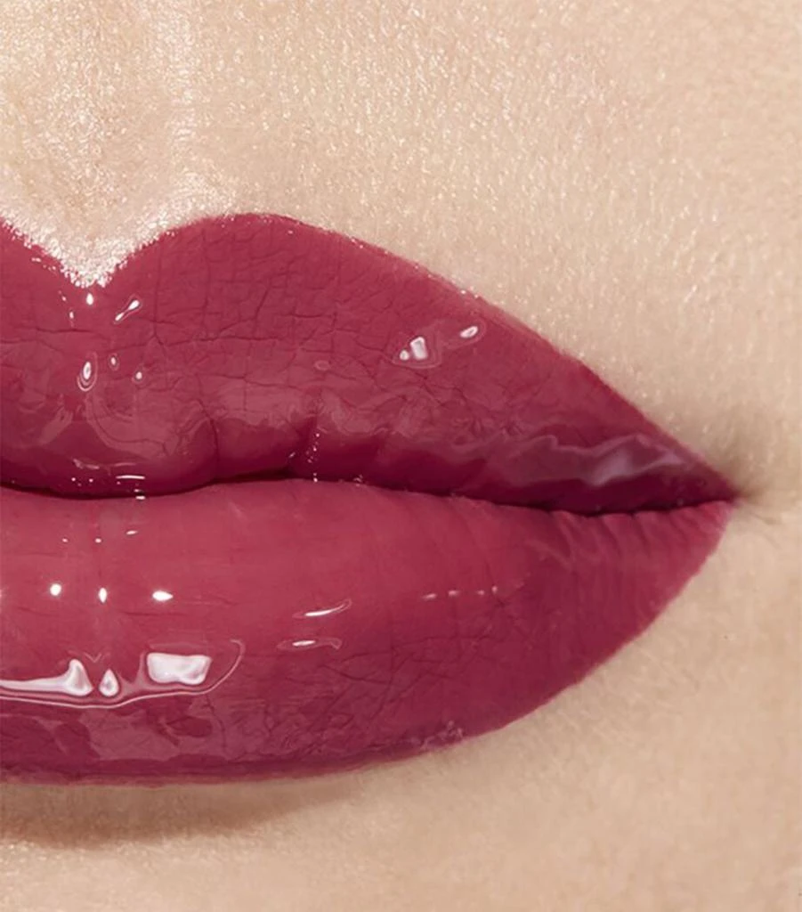 Chanel Le Rouge Duo Ultra Tenue Liquid Lip Colour 3