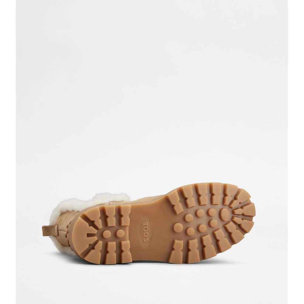 Tod's Tod's Chelsea Boots in Suede and Sheepskin 4