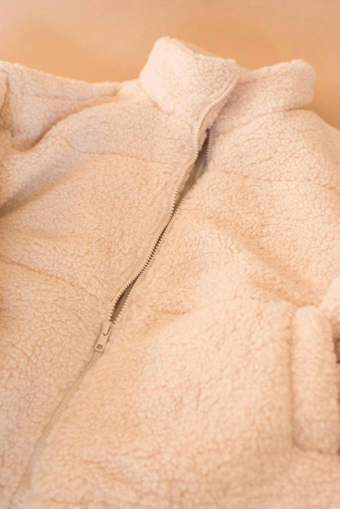 Lush Women's Sherpa Puffer Jacket In White