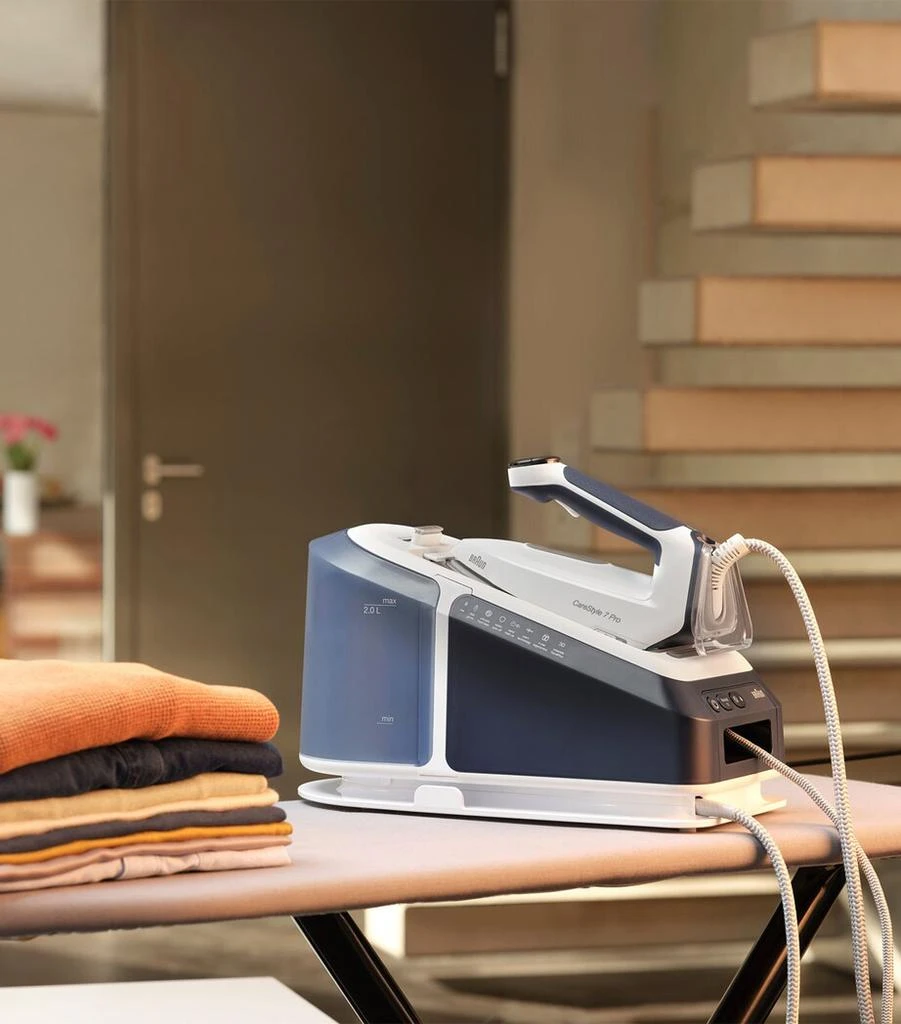 Braun CareStyle 7 Pro Steam Iron 2