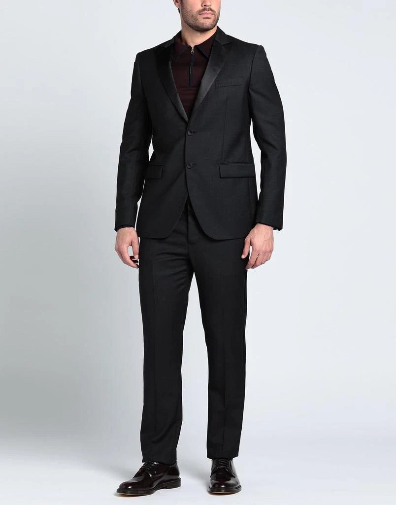 GRIFONI Suits 2