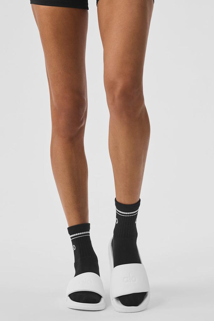 【Alo Yoga】Unisex It Slide Unisex It Slide - Black | Alo Yoga