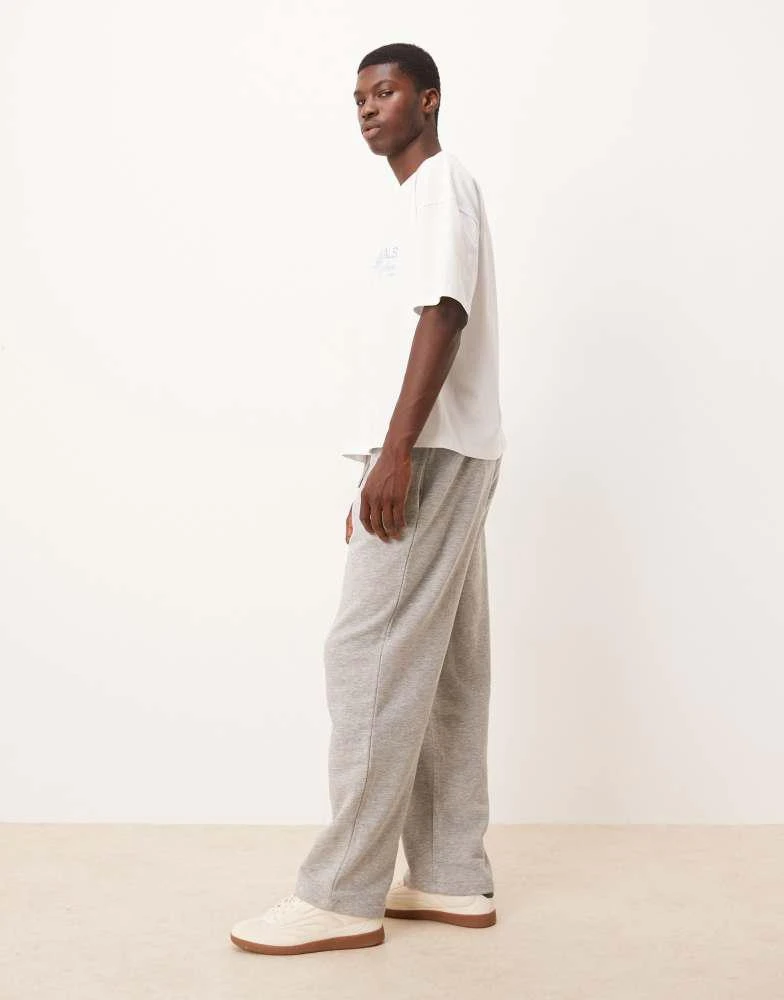 Brave Soul Brave Soul Wide leg joggers in grey 3