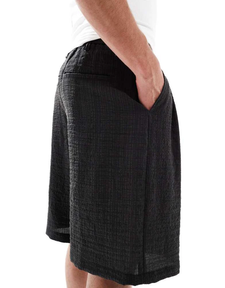 Pull&Bear Pull&Bear dart detail seersucker short co-ord in black 3