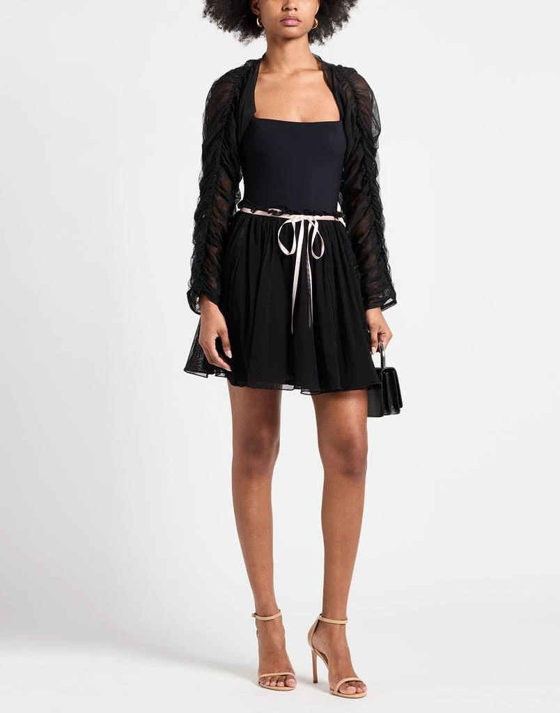 LAMADAMENUIT Shrug 2