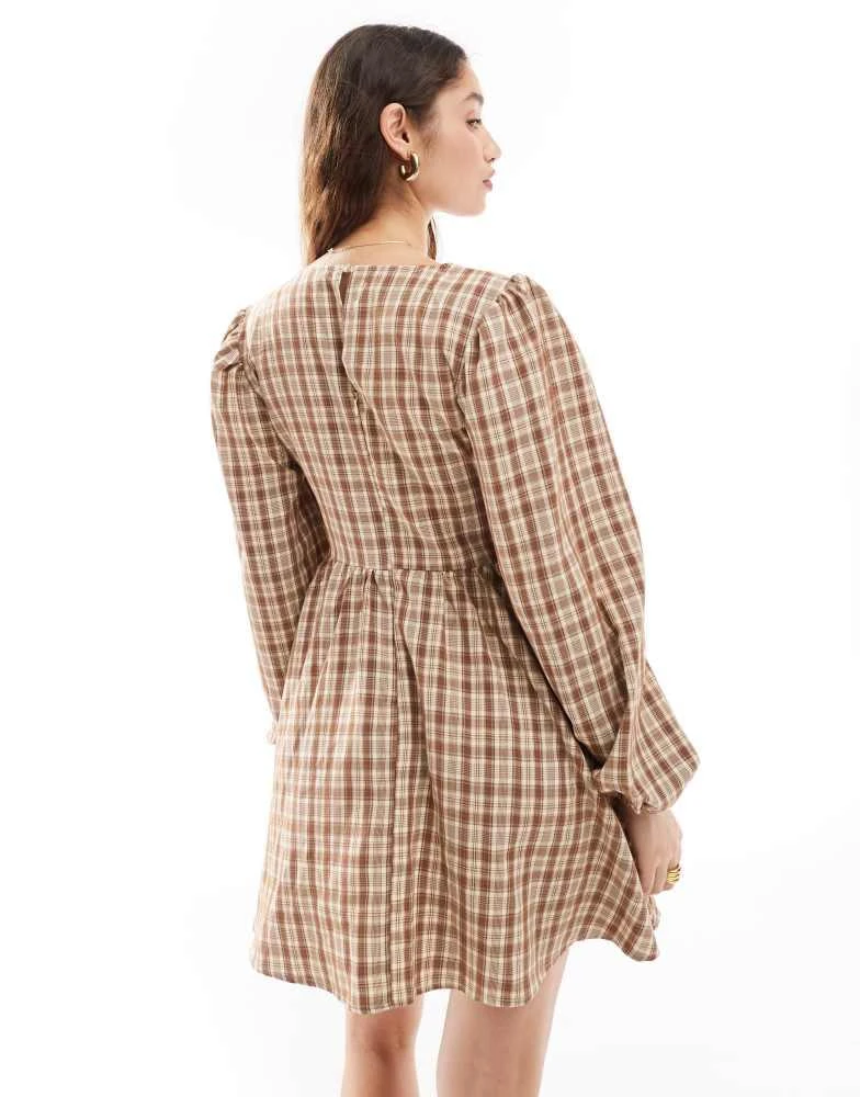 Daisy Street Daisy Street v neck smock mini dress in camel check 3