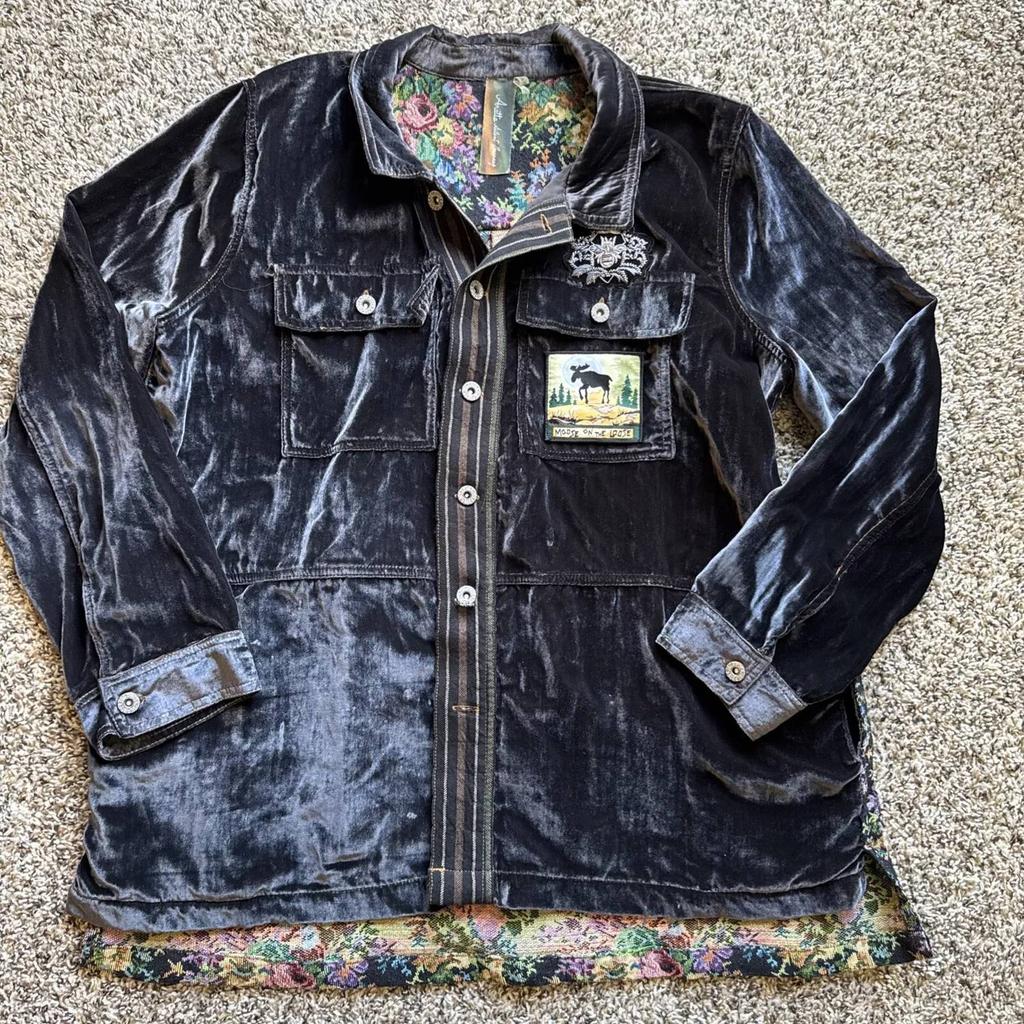 ARATTA Aratta - Women's Crazy Heart Velvet Jacket