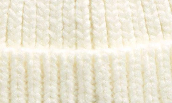 UGG Chunky Ribbed Beanie 3