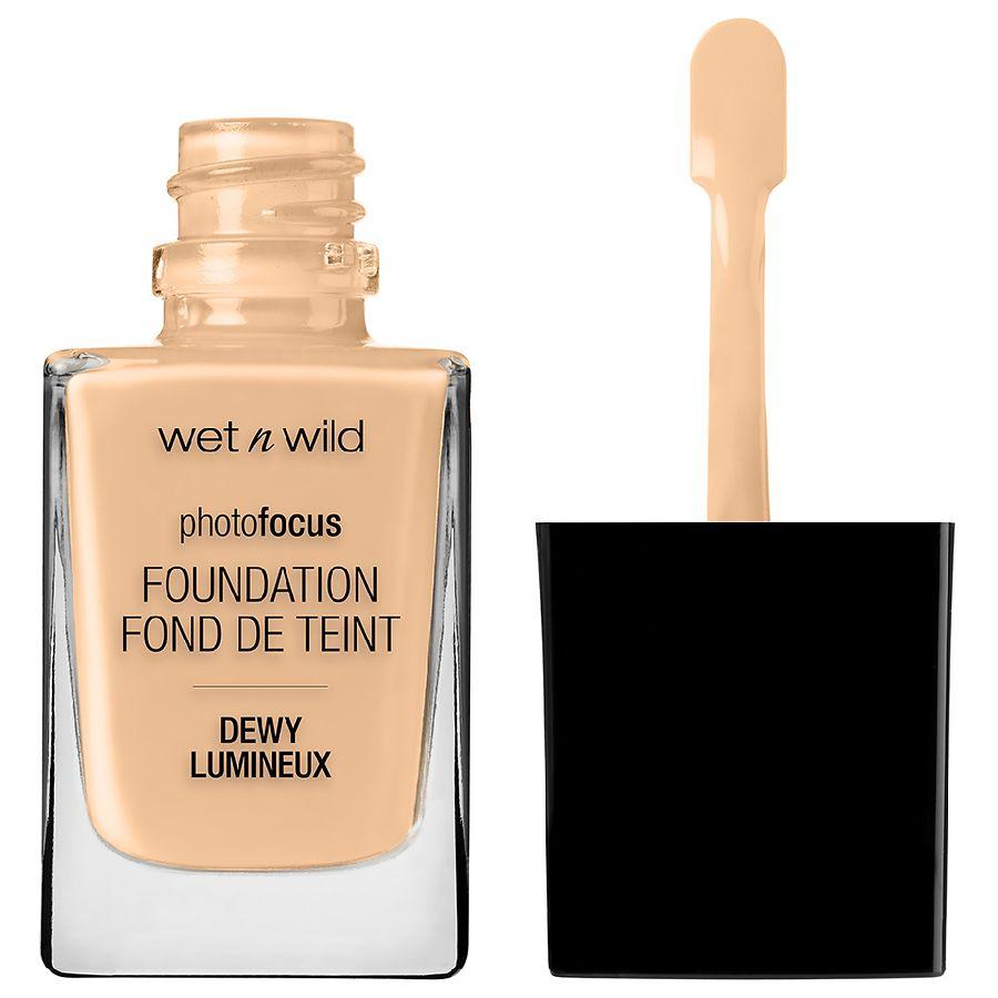 Wet n Wild Photo Focus Dewy Foundation