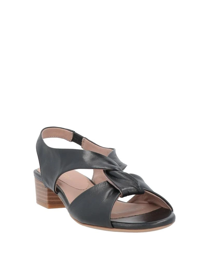 EVERYBODY by B.Z MODA Sandals 2