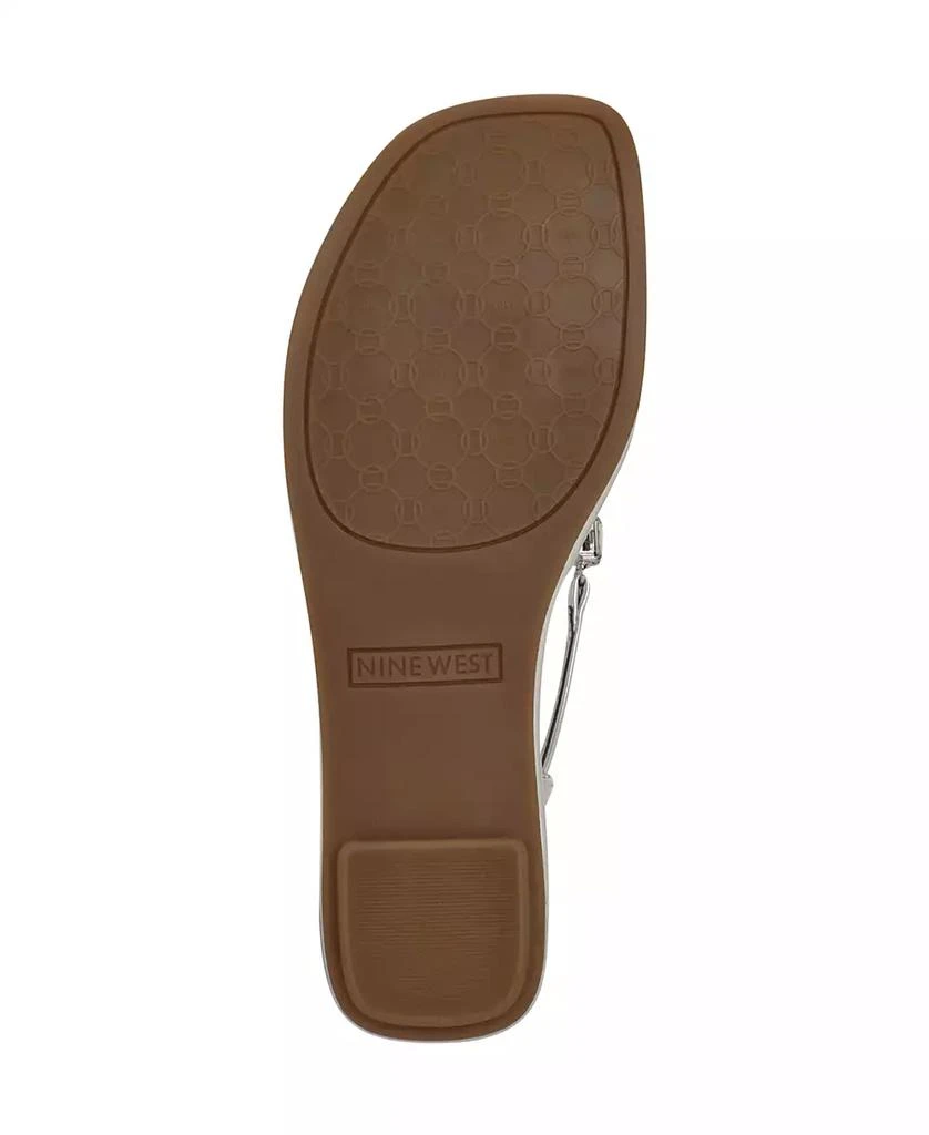Nine West Women's Dynasti Embellished T-Strap Flat Sandals 5