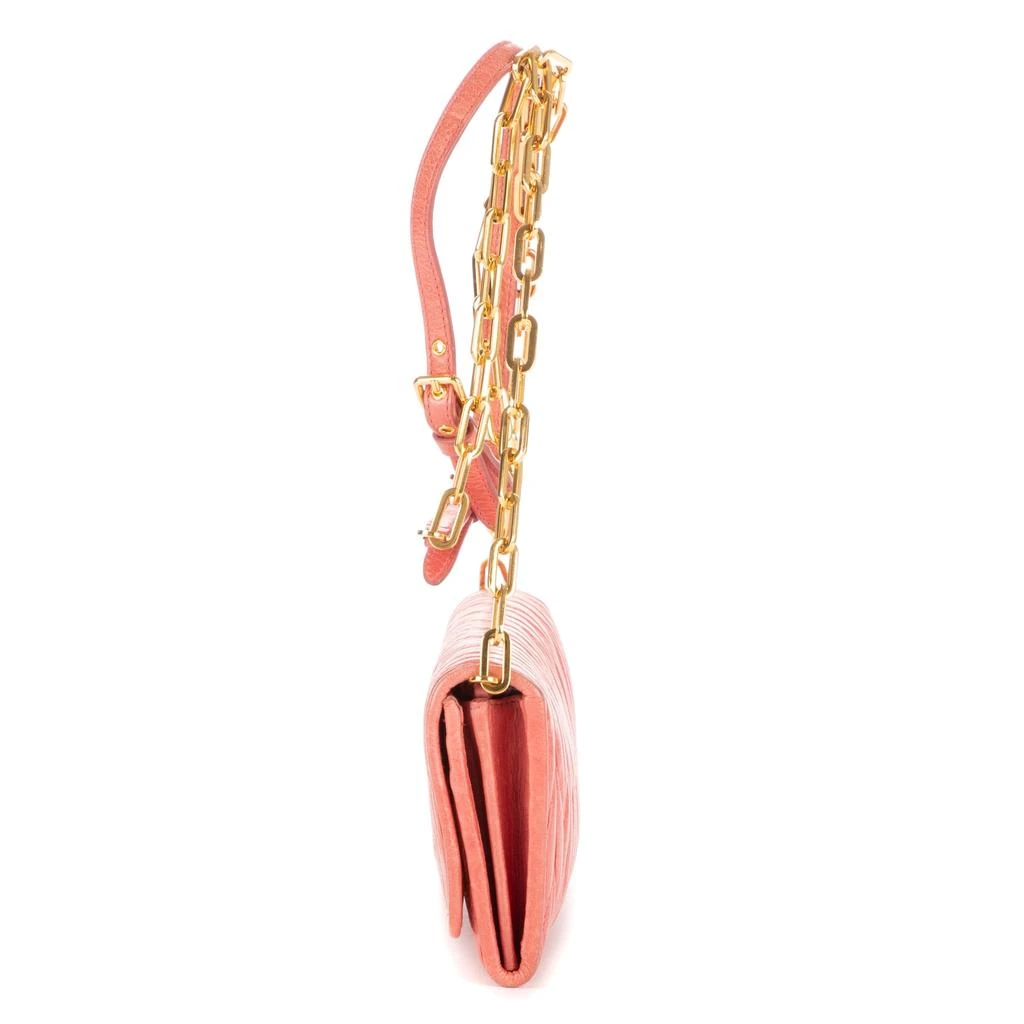 Miu Miu Wallet on Chain 4