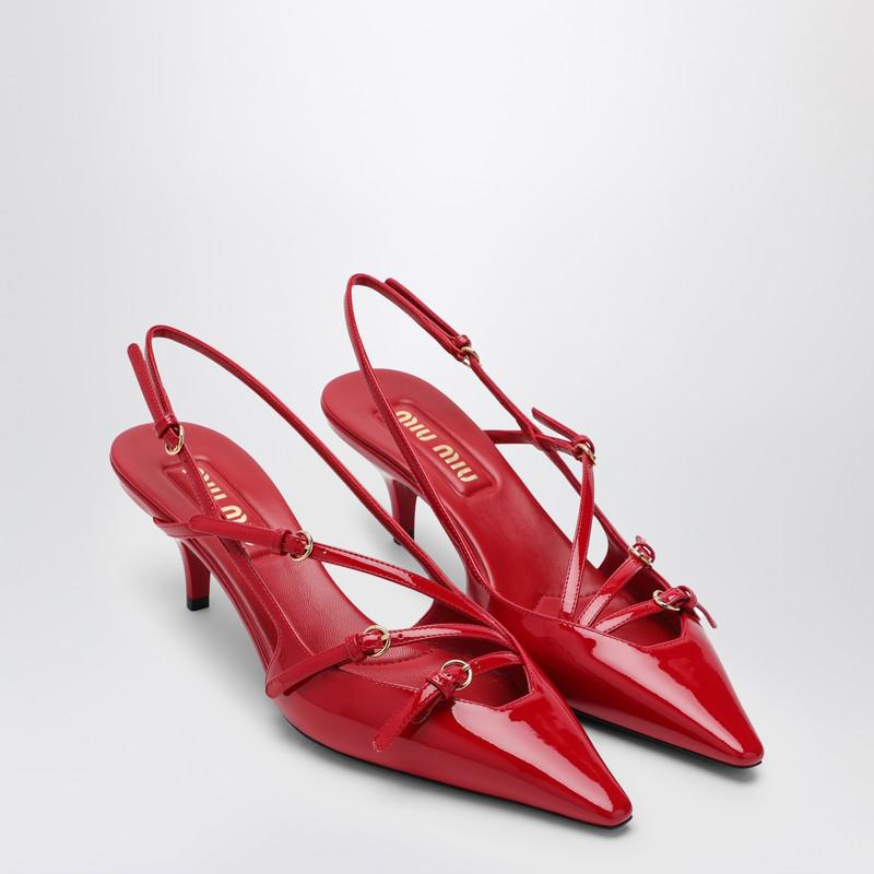 パンプス MIU MIU Patent leather decollete Miu Miu Red patent leather slingback décolleté with buckles