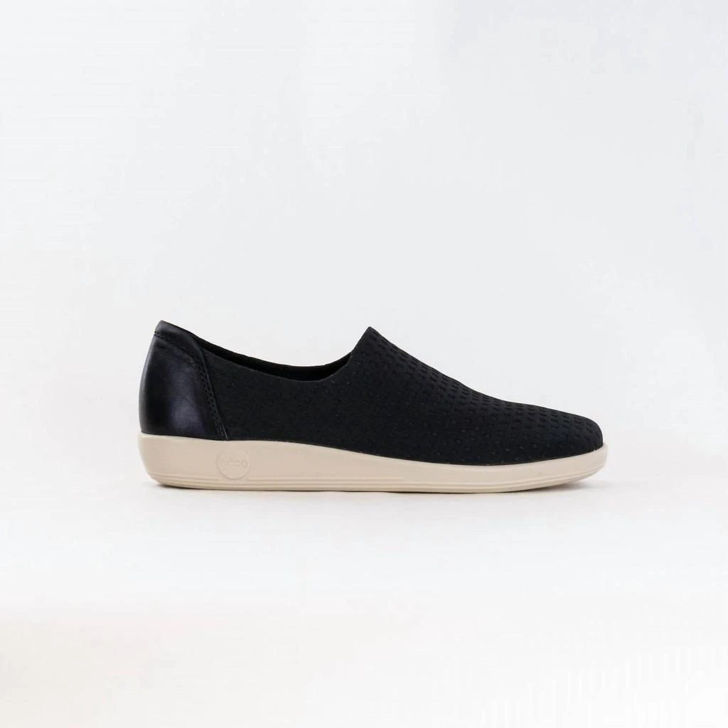 ECCO Women's Soft 2.0 Slip On Sneaker 1