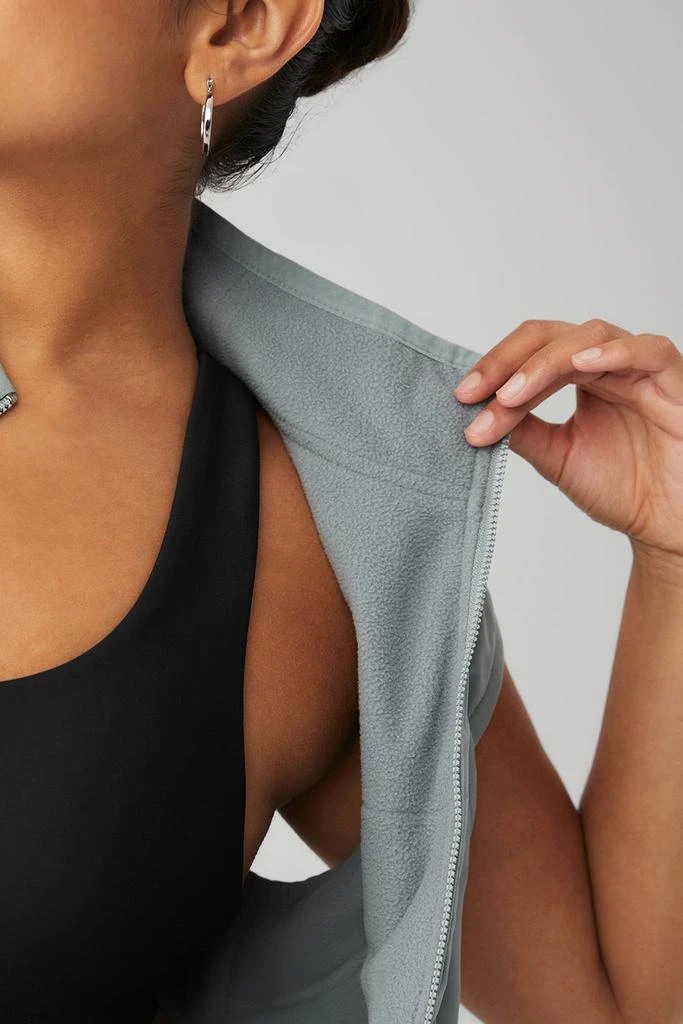 Alo In Motion Vest - Cosmic Grey 9