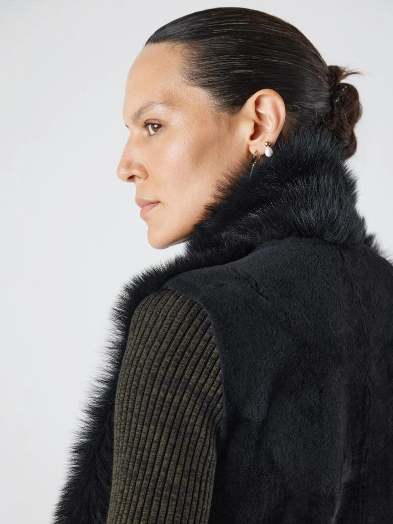 Gushlow & Cole Natural edge mid-length shearling gilet 4