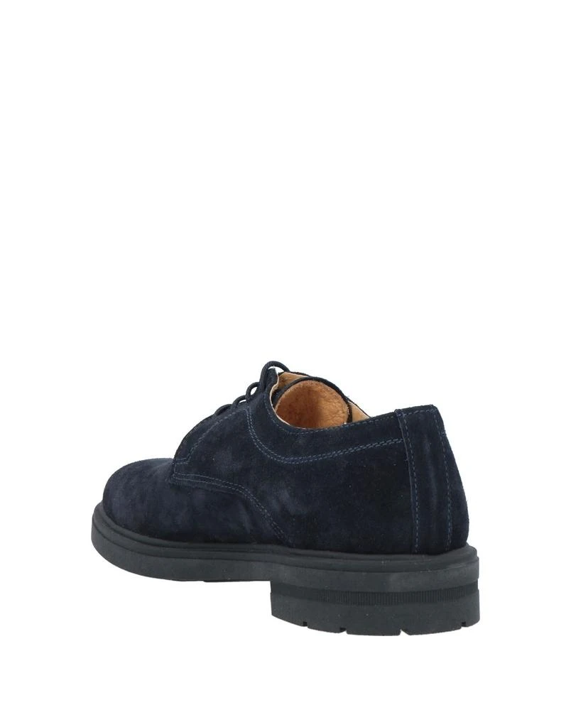 TSD12 Laced shoes 3