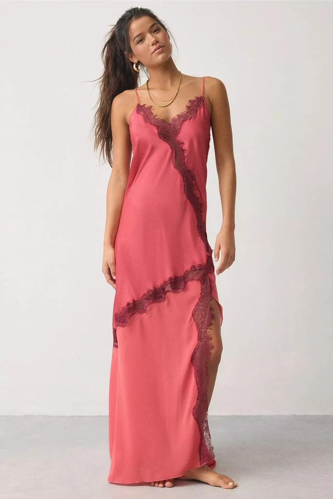 Shop The Row Lace-Trim Slip Dress on Sale at BeyondStyle  Get 38% Off The  Row Lace-Trim Slip Dress with Limited-Time Flash Deals, Exclusive  Discounts, and Special Offers. Enjoy Unbeatable Savings on