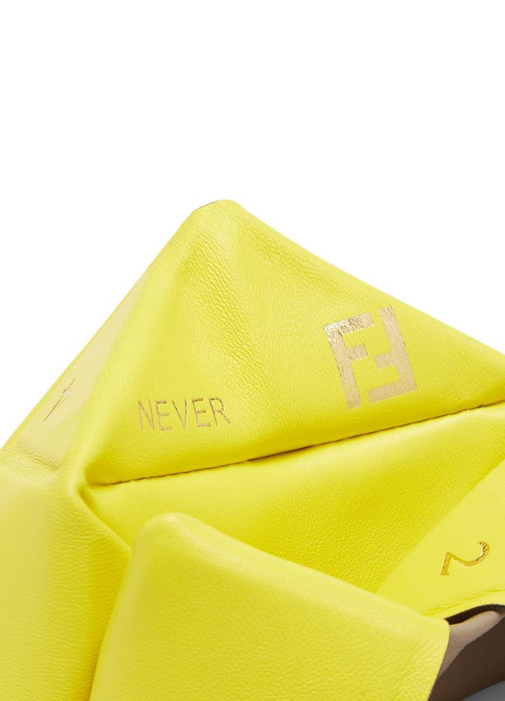 鑑定済み FENDI 大人のお洒落 チャーム 本革 Fortune Teller org.jpg