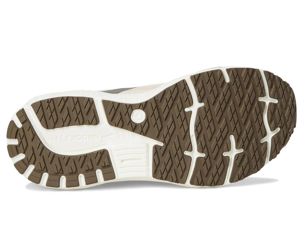 Brooks Ghost 16 Weatherized 3