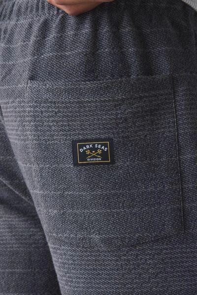 Dark Seas Dark Seas Cyrus Short 4